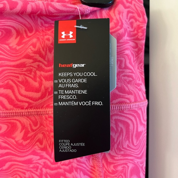 Under Armour heat gear leggings Women’s Sz M NWT waist 28”, inseam24” rise 10”. - Picture 4 of 6